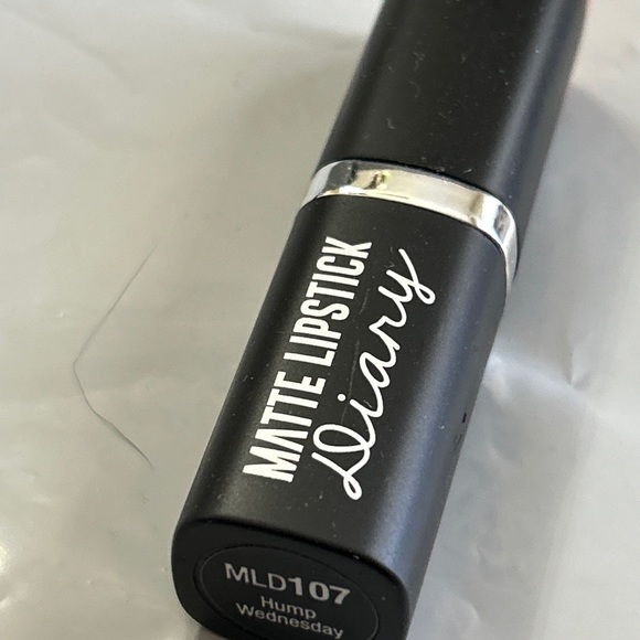 J.Cat Beauty Matte Lipstick Diary MLD107 Hump Wednesday NEW - Picture 6 of 7